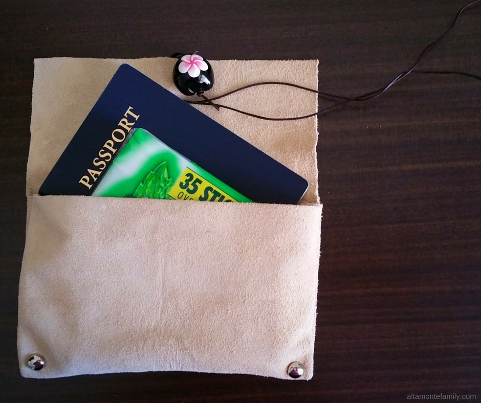 DIY No Sew Leather Travel Pouch 