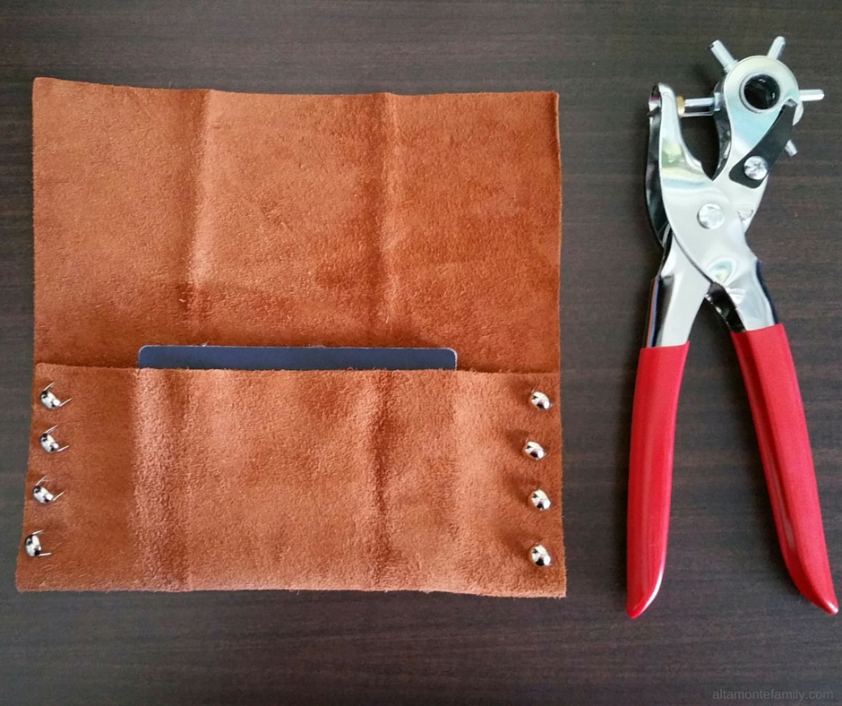 No Sew Leather Travel Pouch Tutorial