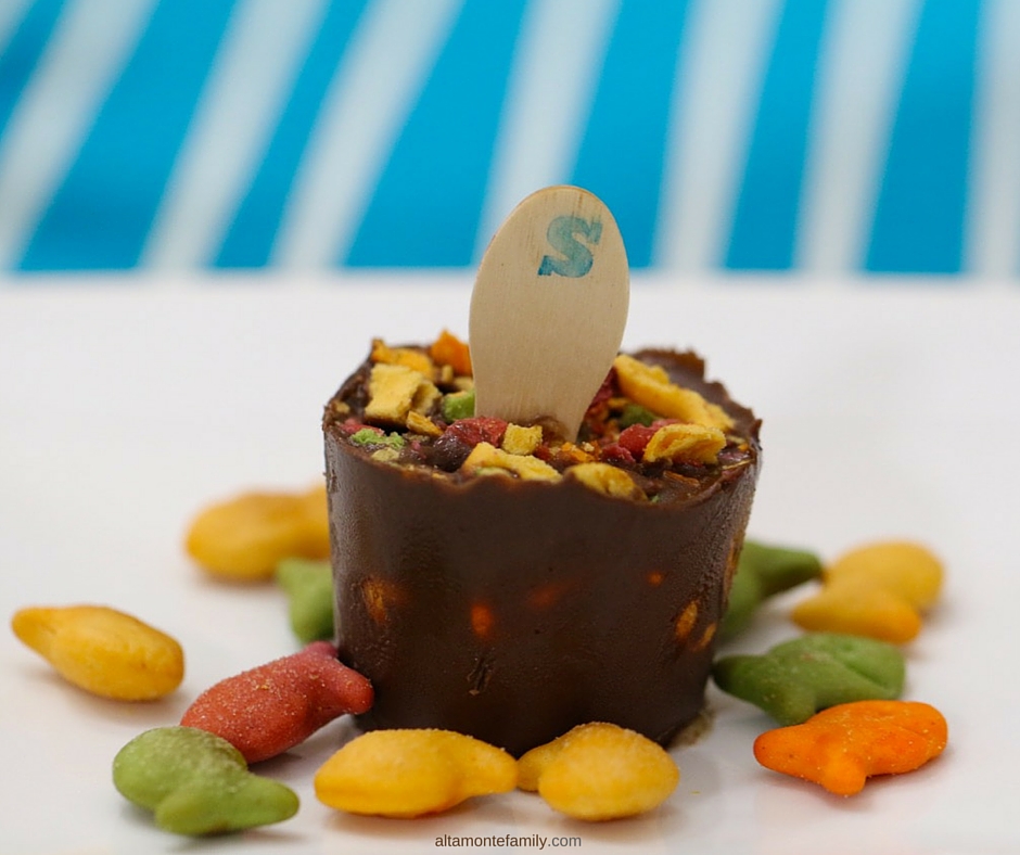 Frozen Dark Chocolate Banana Pops - Goldfish Crackers Recipe