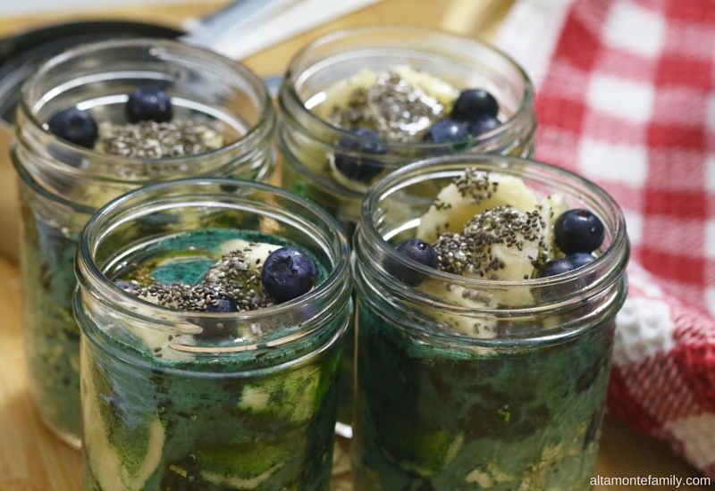 Spirulina Overnight Oats Recipe