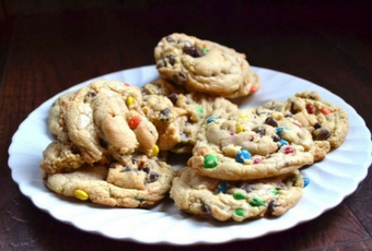 The Best Soft and Chewy Chocolate Chip Cookies - #CookieSwappinGood 2016 - Ever After In The Woods