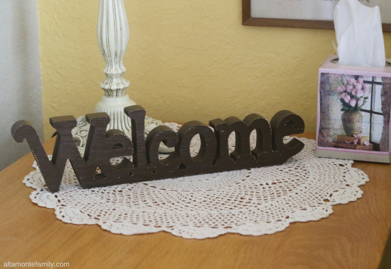 Guest Room Decorating Ideas - Welcome Sign