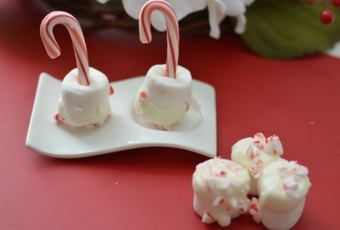 Candy Cane Marshmallows by Happy Family Blog for #CookieSwappinGood 2016