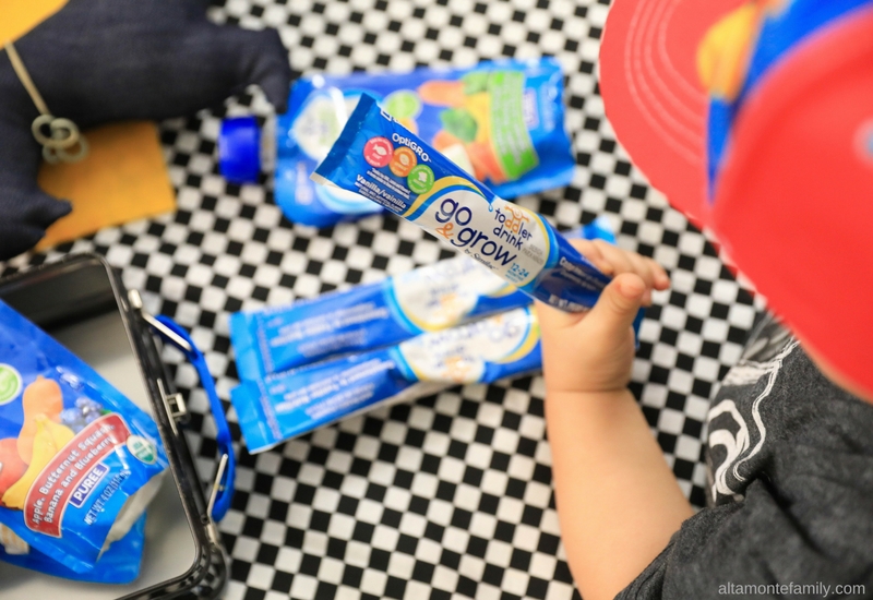 Daily Stroll Walk With Toddlers - What To Pack - Similac Go and Grow Toddler Drink