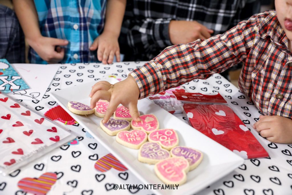 Valentine's Day For Kids - Goodie Bag Ideas - Family Night